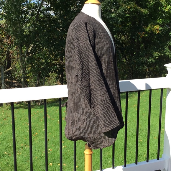 O.N.A. New York Tokyo Meadow Sachiko Cardigan - Picture 3 of 8